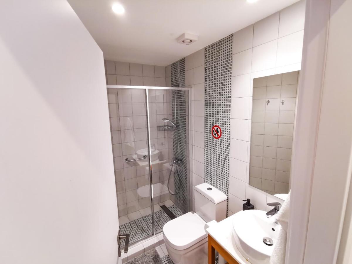Citycenter Boutique Apartment Larnaca Exterior foto